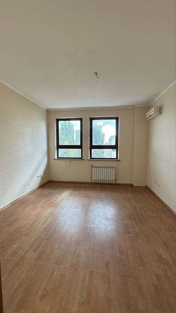 Продаж 2к  квартири вул Шота Руставели 44  центр Печерська