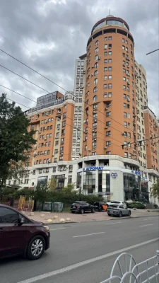 Продаж 2к  квартири вул Шота Руставели 44  центр Печерська