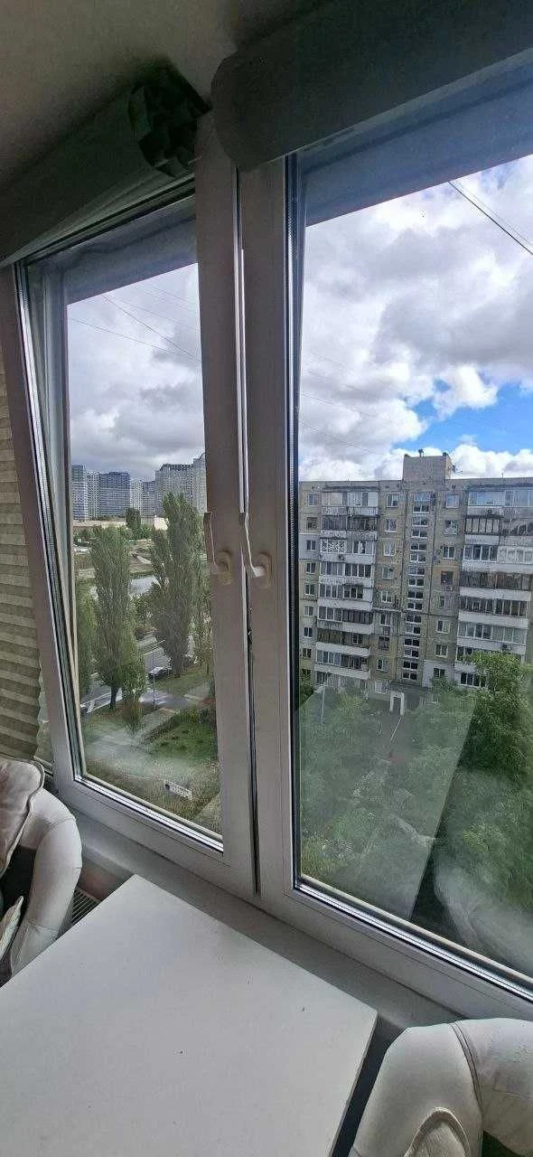 Русанівка, м/ Лівобережна,  71м, ремонт,вид на воду, газ, ук
