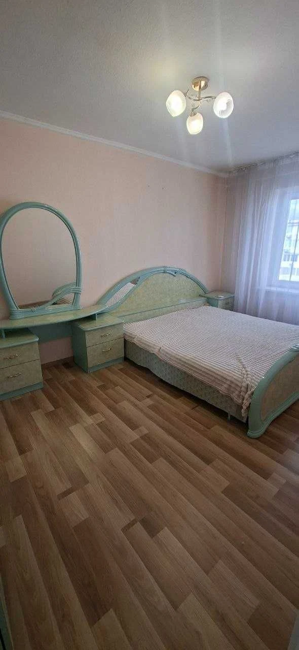 Русанівка, м/ Лівобережна,  71м, ремонт,вид на воду, газ, ук