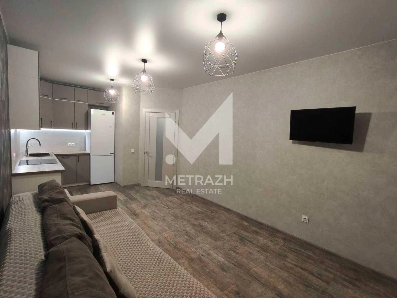 Продаж 2-кімнатна квартира з ремонтом та меблями в ЖК «Кришт