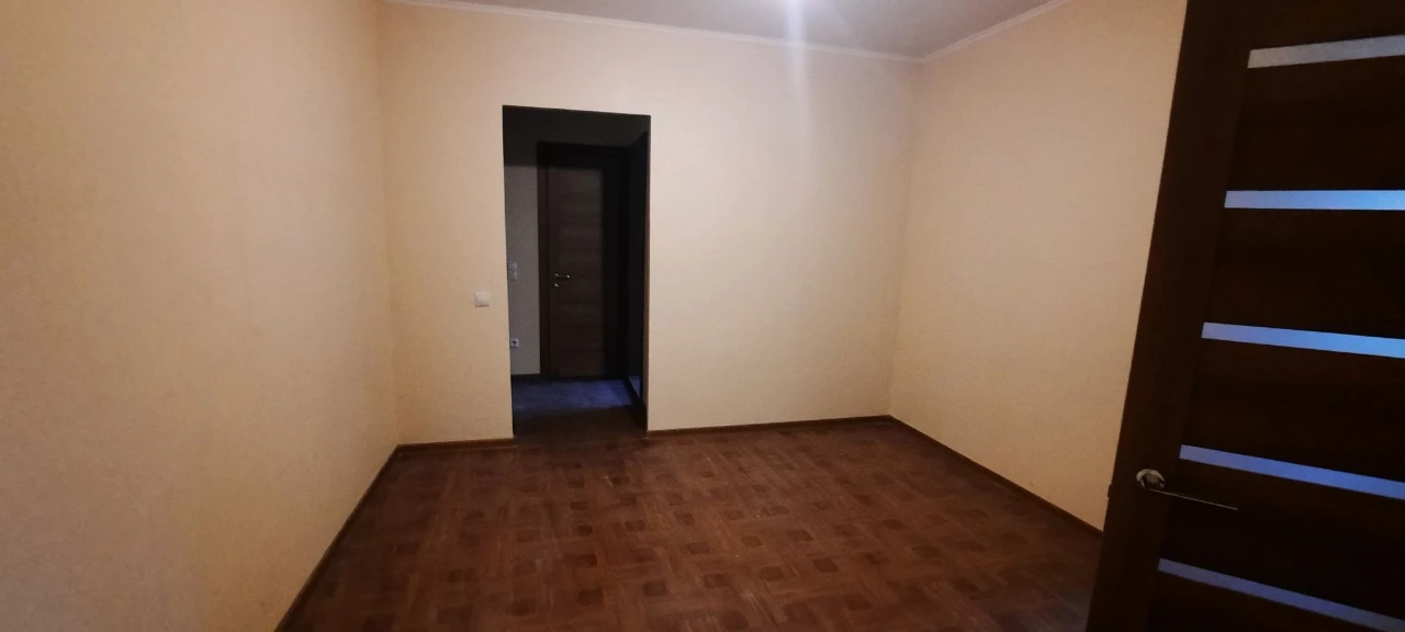 Продаж  2к 78 м ЖК Ревуцький, Ревуцького  54-А,метро Харьків
