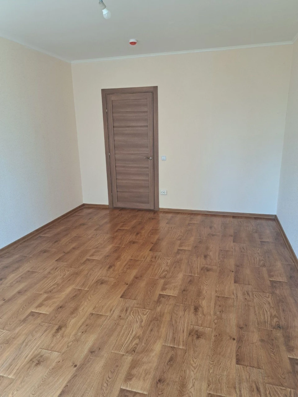 Продаж  2к 78 м ЖК Ревуцький, Ревуцького  54-А,метро Харьків