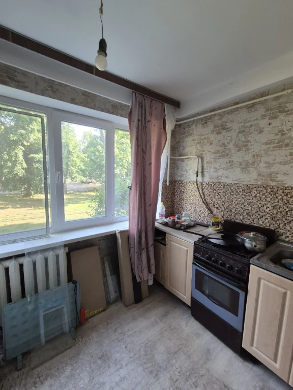 Продаж 1к кввртири Каунаська 4/1,на 1 поверсі.