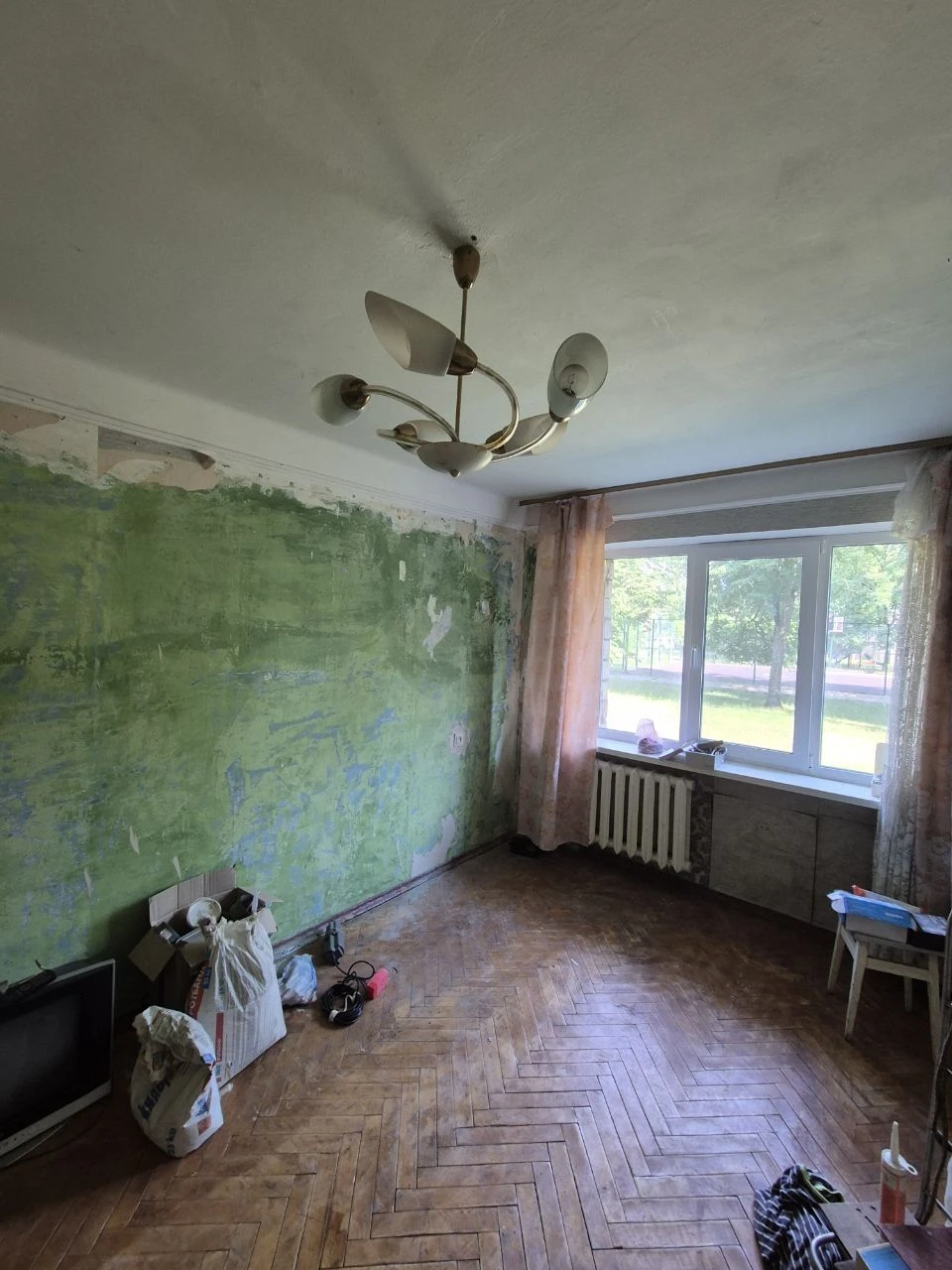 Продаж 1к кввртири Каунаська 4/1,на 1 поверсі.