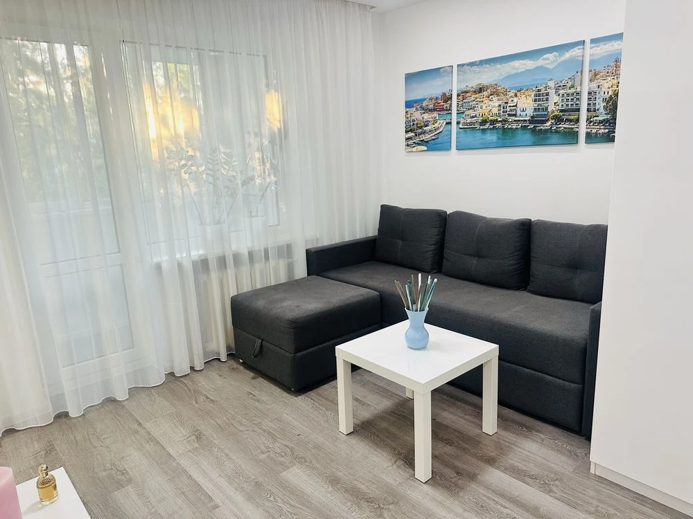 Продаж 1к квартири Воскресенка Микитенка 9