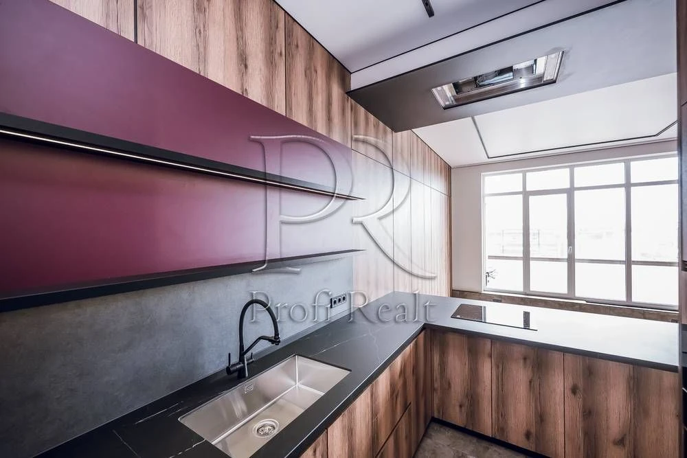 Продаж 1-к з терасою, Obolon Plaza, Оболонський пр-т 6А