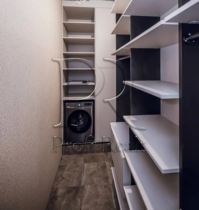 Продаж 1-к з терасою, Obolon Plaza, Оболонський пр-т 6А