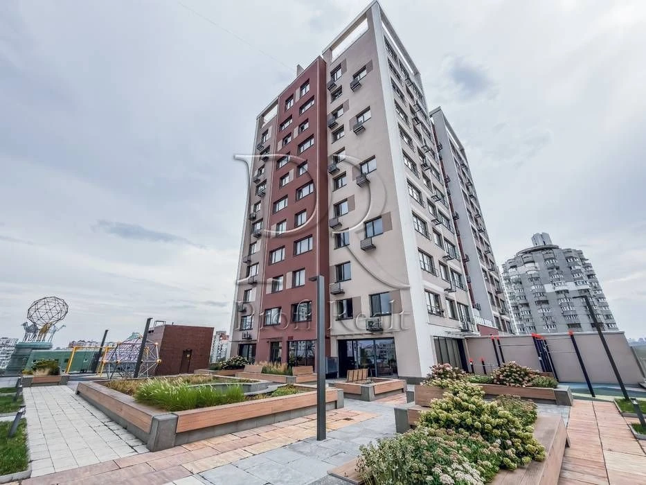 Продаж 1-к з терасою, Obolon Plaza, Оболонський пр-т 6А