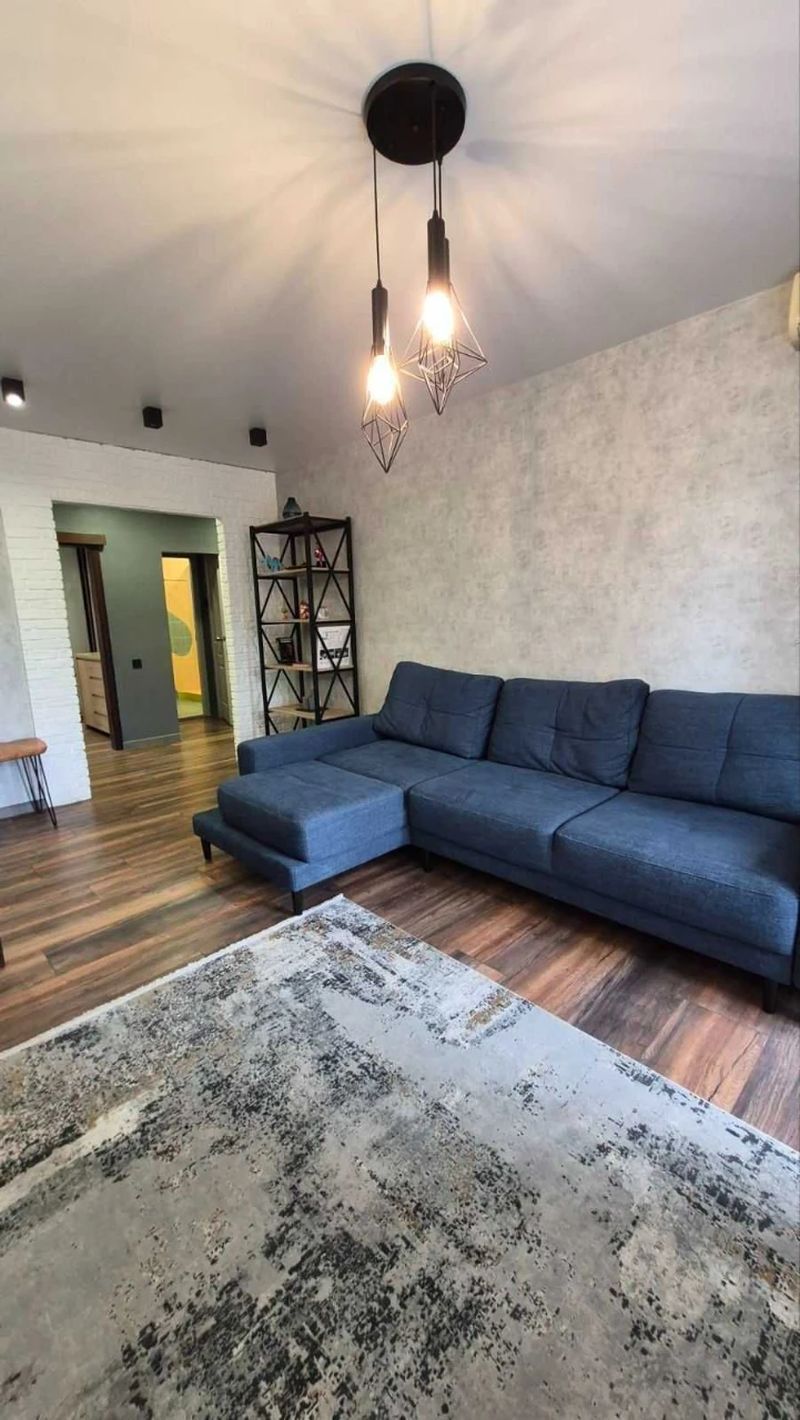 Продам 3-ком. с РЕМОНТОМ, Тополь-3