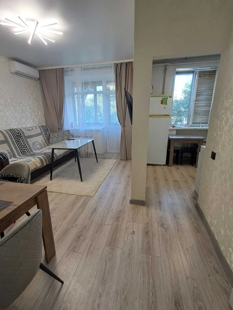 I will sell 2 rooms. quarter Eurorenovation. Mazepy Avenue\Avatsionn