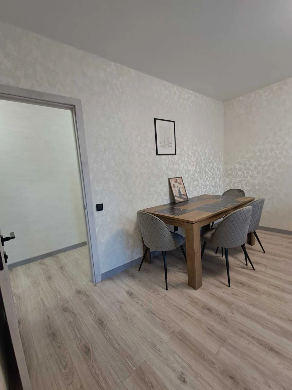 I will sell 2 rooms. quarter Eurorenovation. Mazepy Avenue\Avatsionn