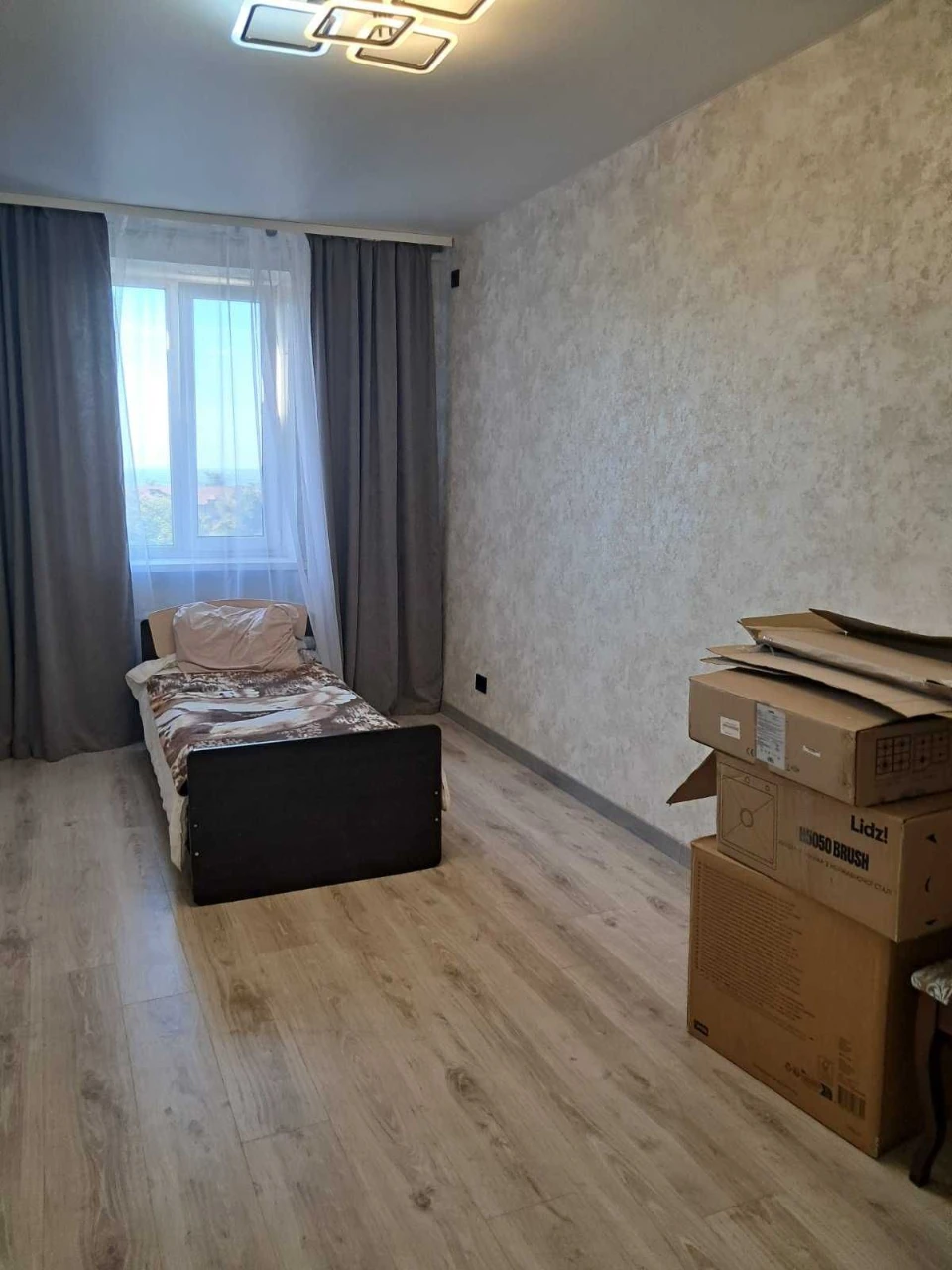 I will sell 2 rooms. quarter Eurorenovation. Mazepy Avenue\Avatsionn