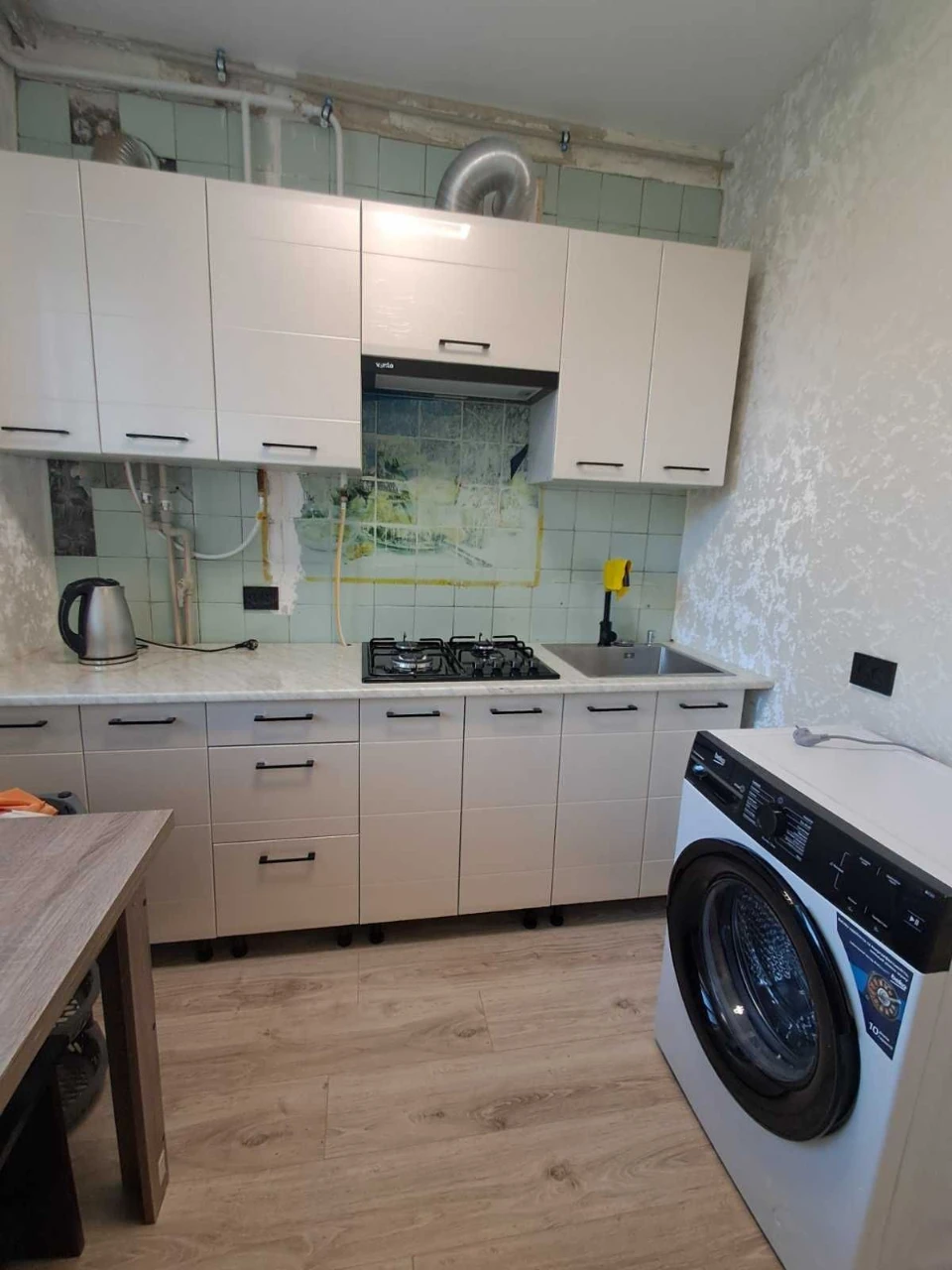I will sell 2 rooms. quarter Eurorenovation. Mazepy Avenue\Avatsionn