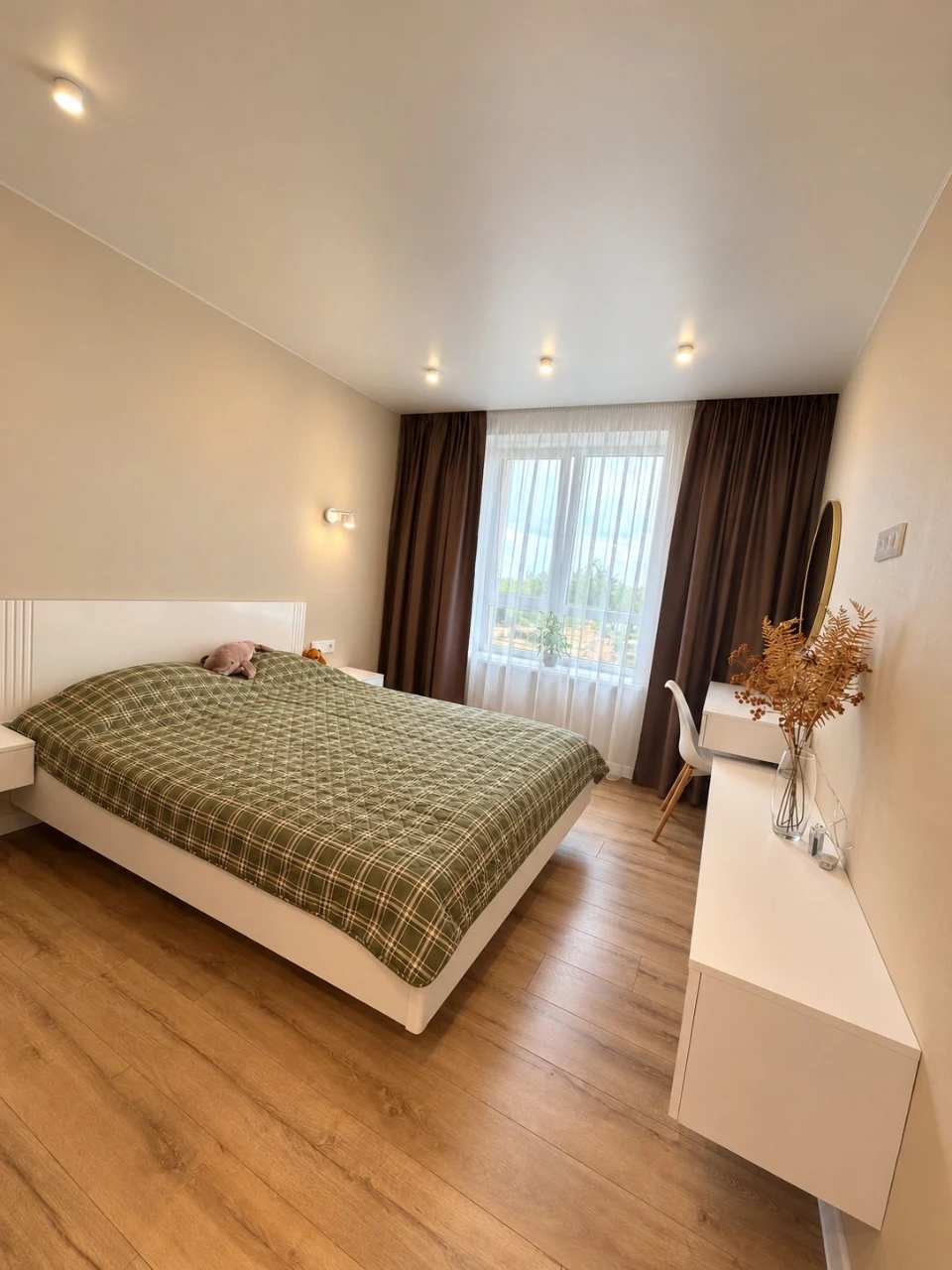 I will sell an apartment in the Schastlyvyi residential complex - 2, 2nd floor, new renovation
