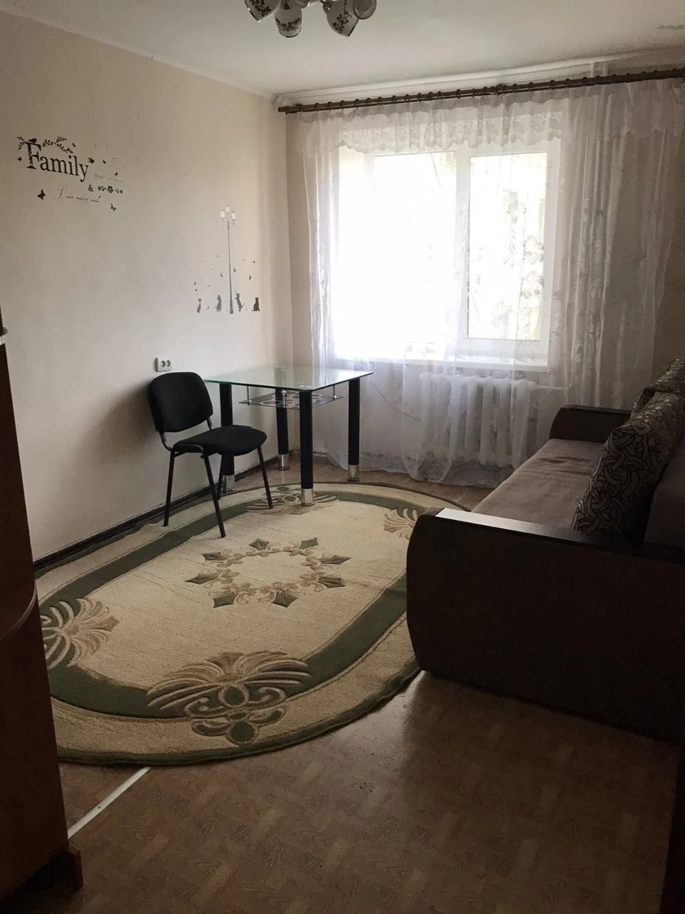 2х комн.квартира  38 м.кв. 4эт/9 эт. кирпичном доме  . Рядом