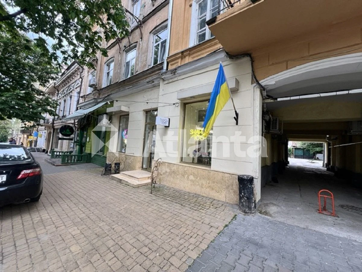 3-х комнатная квартира в центре, средний этаж, инд. отоплени