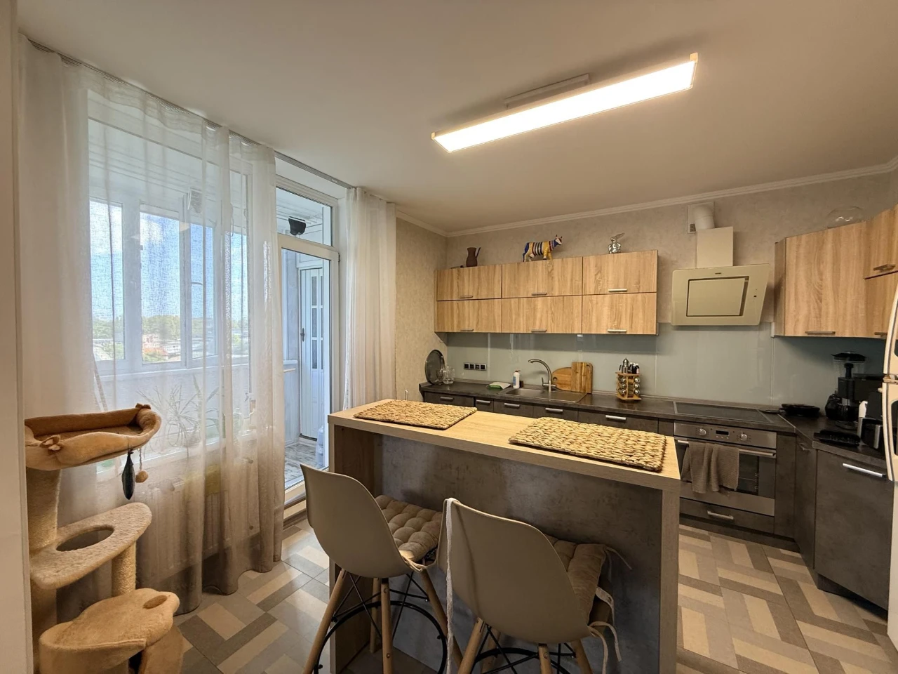 Продам 3-кімнатну квартиру 98 м2| Молдаванка | ЖК «Одеський