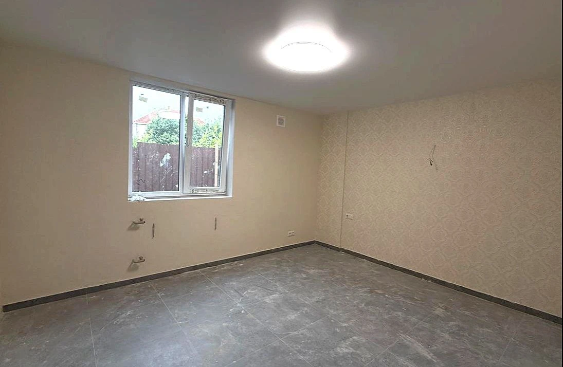 Продам 2-кімнатну квартиру на Таїрова — ж/м Дружний, Одеса.