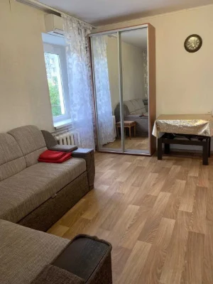 Продам 1 кім. квартиру 43кв.м вул.Корольова/Вільямса