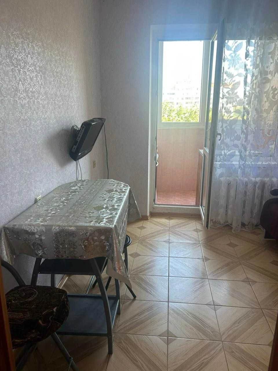 Продам 1 кім. квартиру 43кв.м вул.Корольова/Вільямса