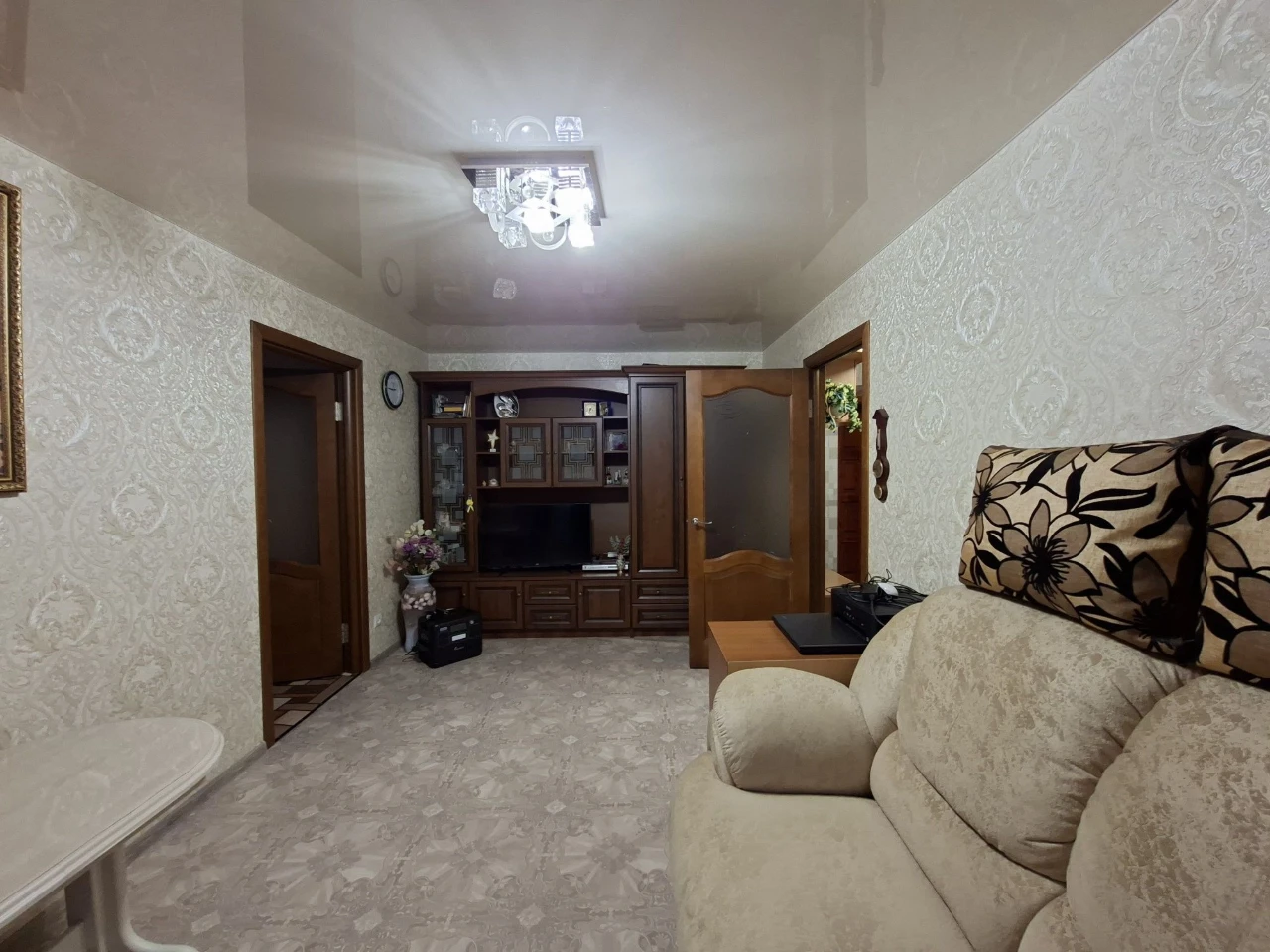 Продам 2к квартиру на Ак.Корольова