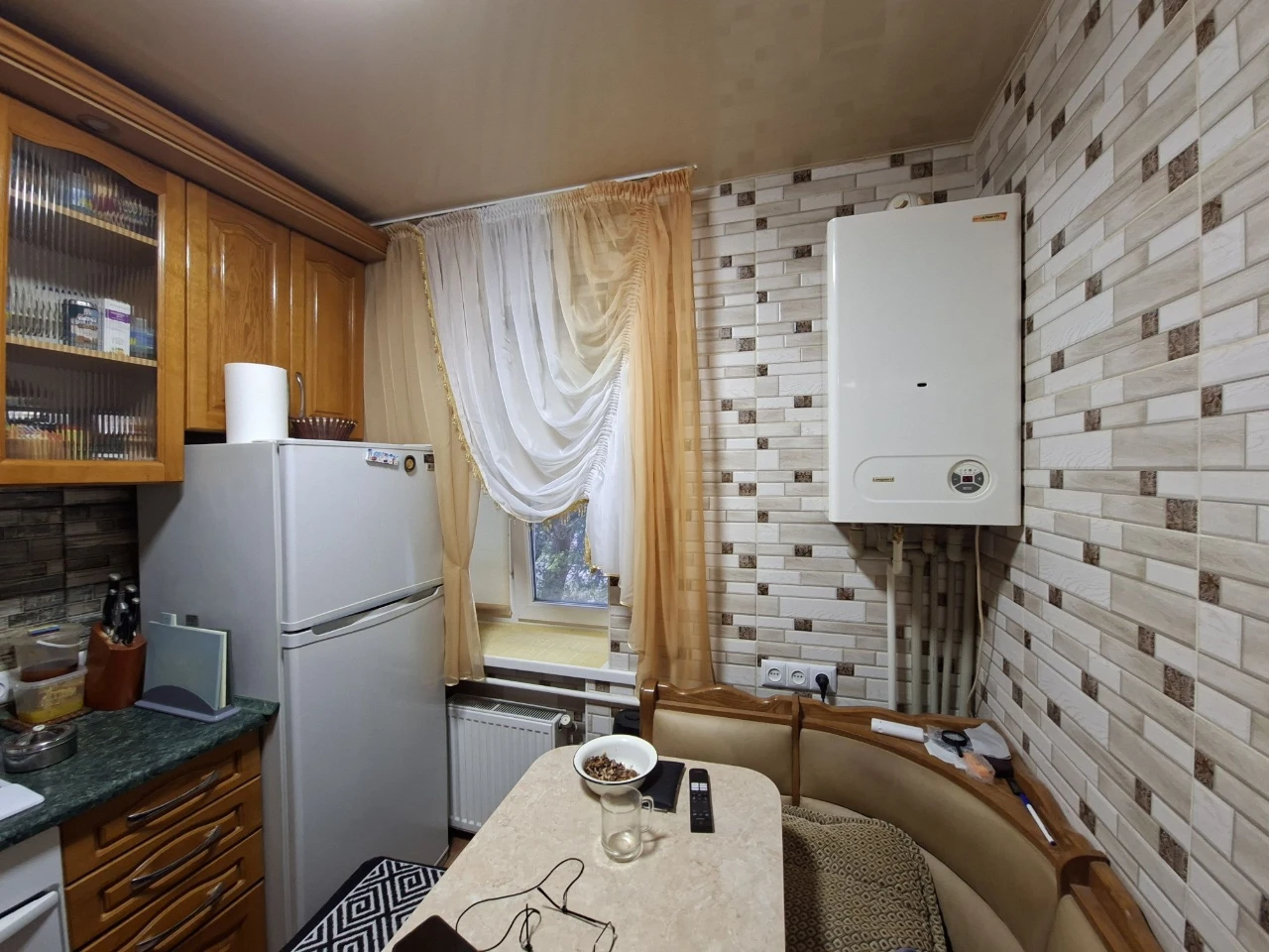 Продам 2к квартиру на Ак.Корольова