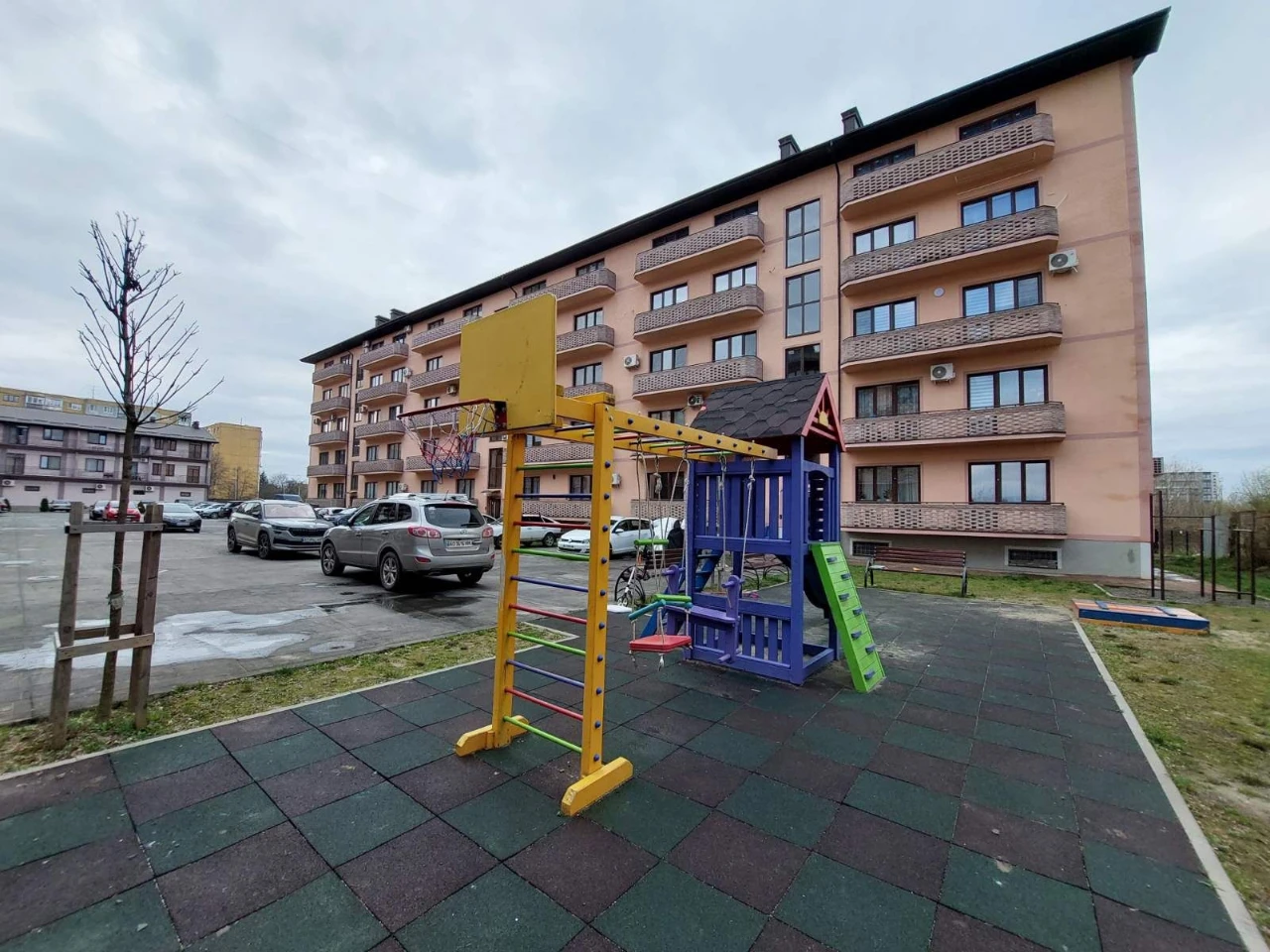 півторашка на 8 Березня