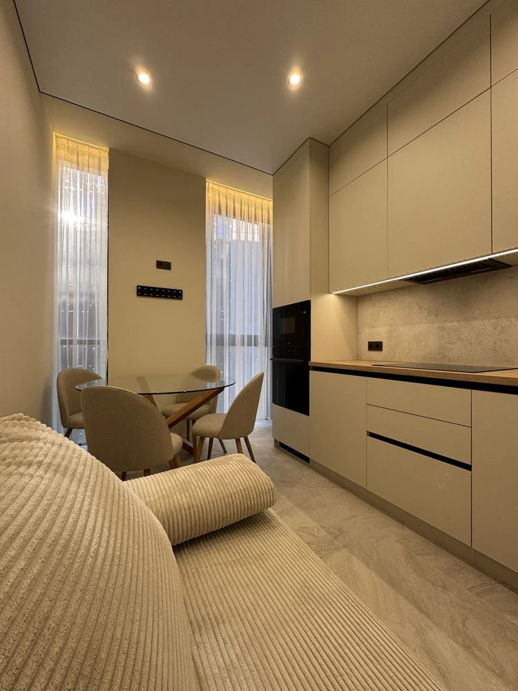 ЖК Uzh Towers. Продається Нова 1.5 кімнатна.