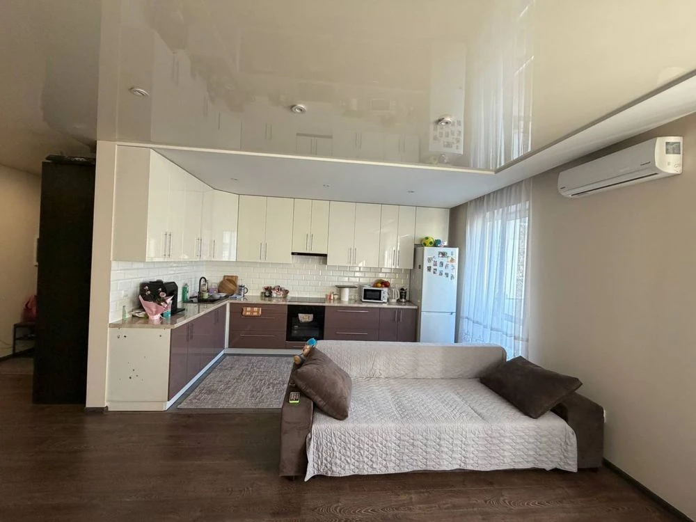 Продаж 2кім |вул Гвардійська| 78м2|+ Кладовка