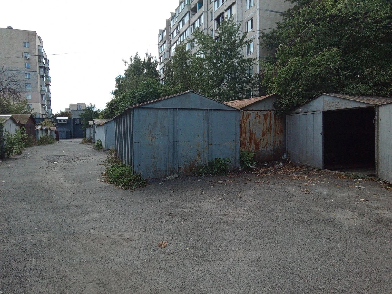 Гараж вул. Печенезька ,Татарка