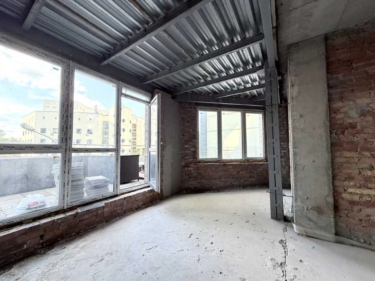 Apartment. Kyiv, Andriy Verkhoglyad St. (Mykhayla Dragomirova)