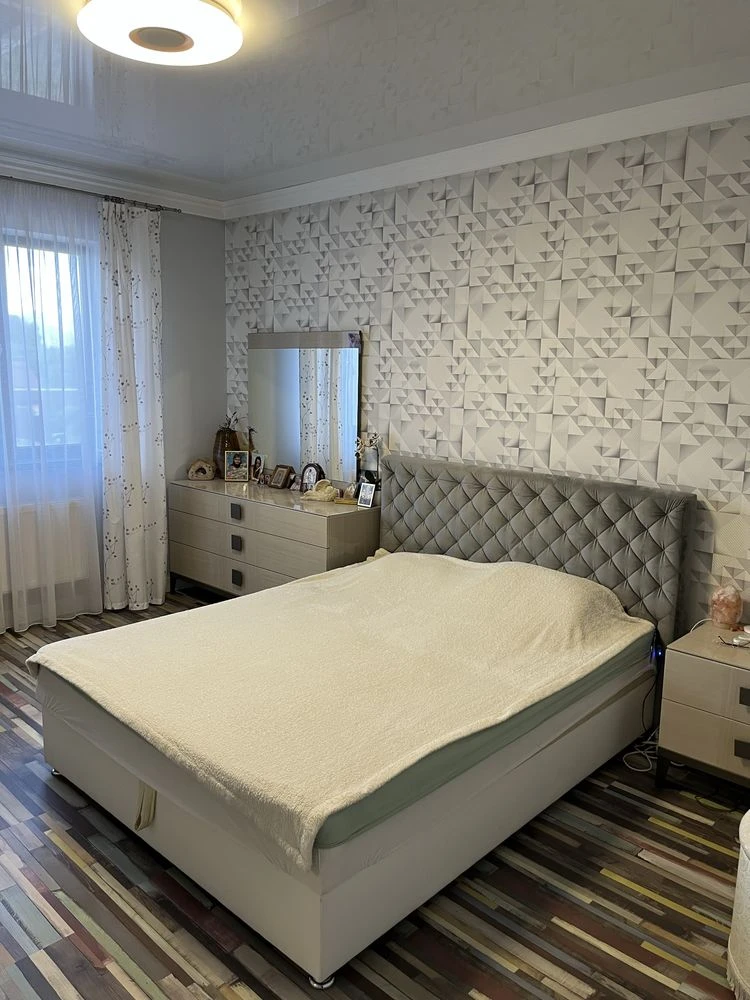 Осокорки, 2 км від проспекту Бажана! Продаж будинку!