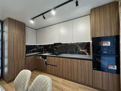 1,5 кім. квартира (43 m2) в жк Family Plaza kc