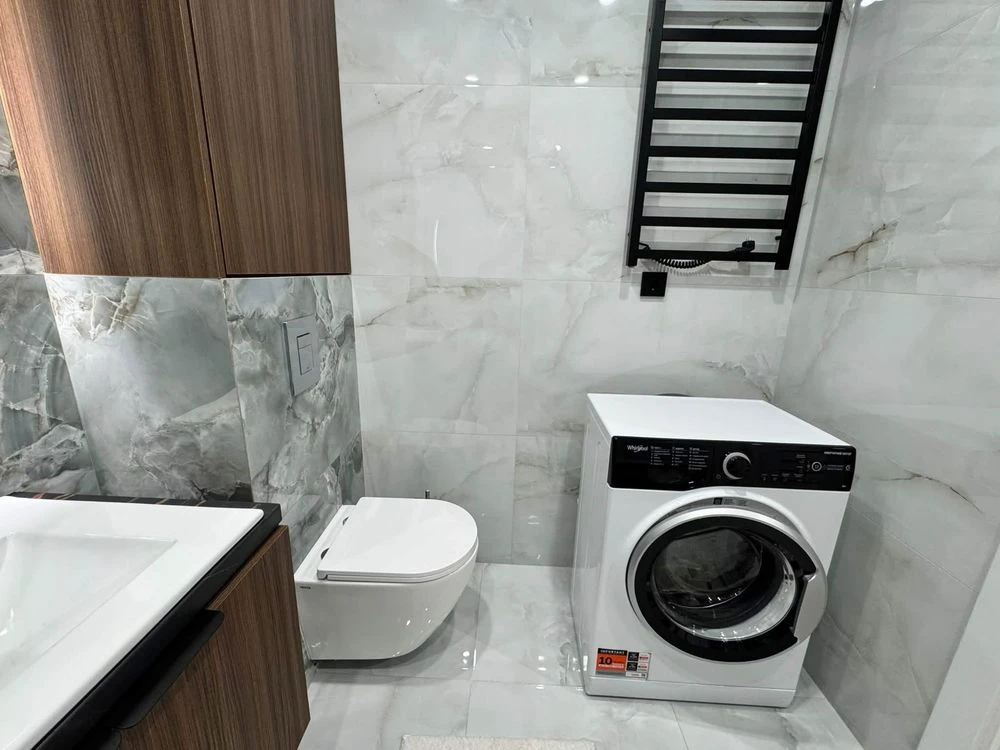 1,5 кім. квартира (43 m2) в жк Family Plaza kc