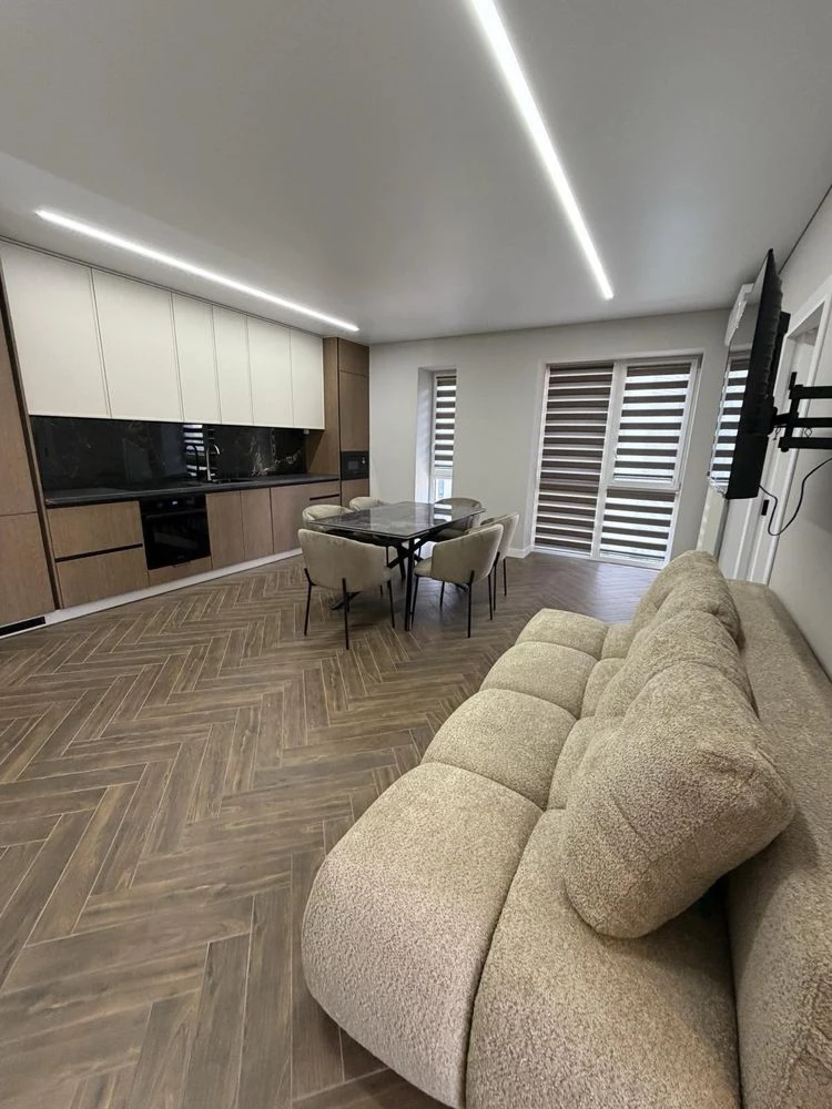 Продаж 2-ох кімнатної квартири ЖК West Towers м.Ужгород вул.