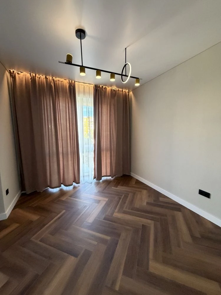 Продаж 2-ох кімнатної квартири ЖК West Towers м.Ужгород вул.