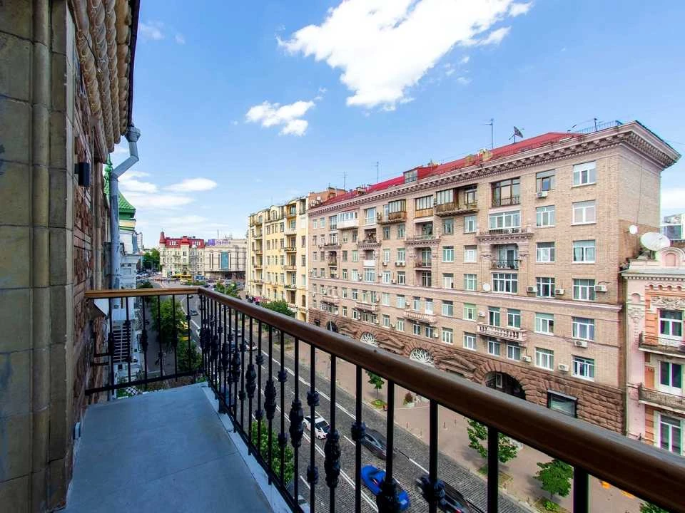 Квартира. Київ, Велика Васильківська вул.