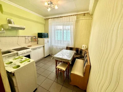 Квартира. Київ, Оболонський просп.