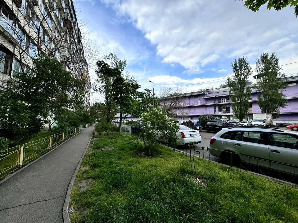 Квартира. Київ, Оболонський просп.