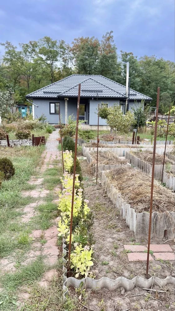 Продаж затишного заміського будинку - новобудова