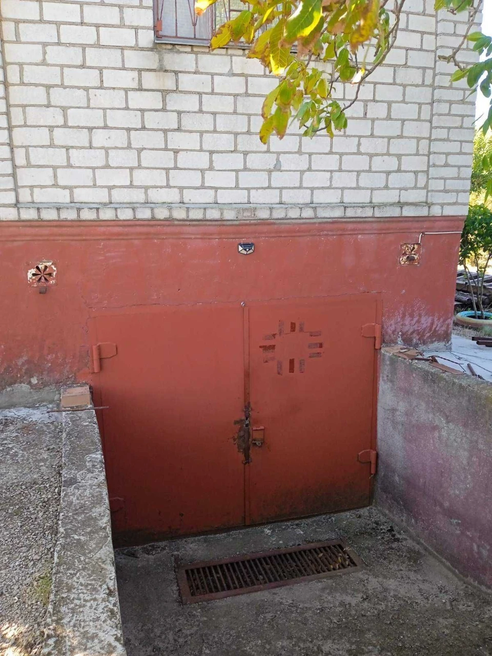 Продаю 3х этажную дачу