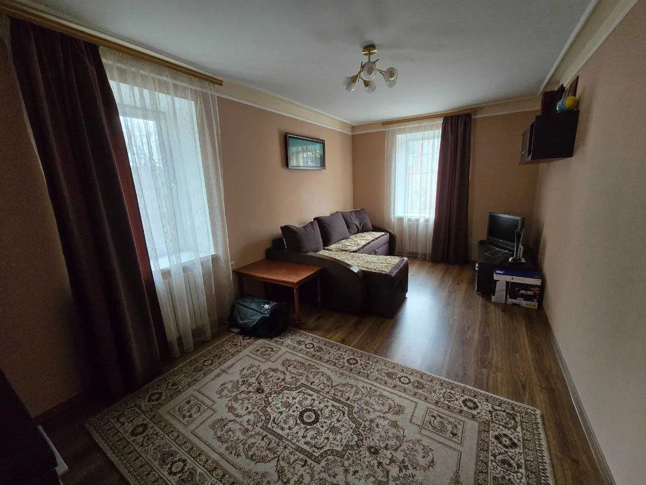 Продаж будинку на Юрівці