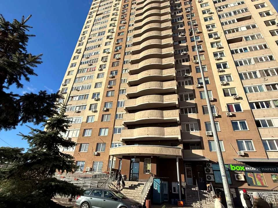 Квартира. Київ, Соломії Крушельницької вул.
