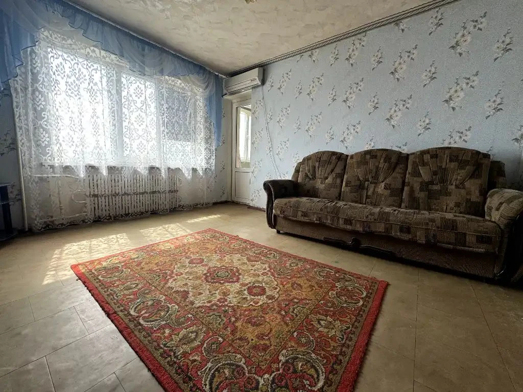 Продам 2-кімнатну квартиру, Калинова