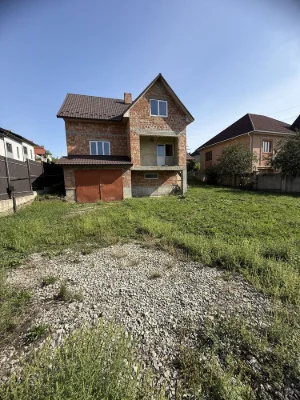 Будинок Дослідна Станція Власний двір 5 соток