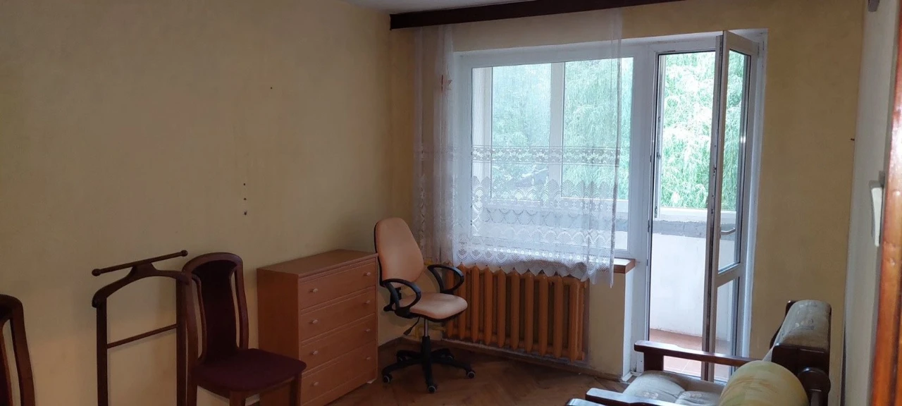 Продам 1 кімнатну квартиру по вул Тролейбусній