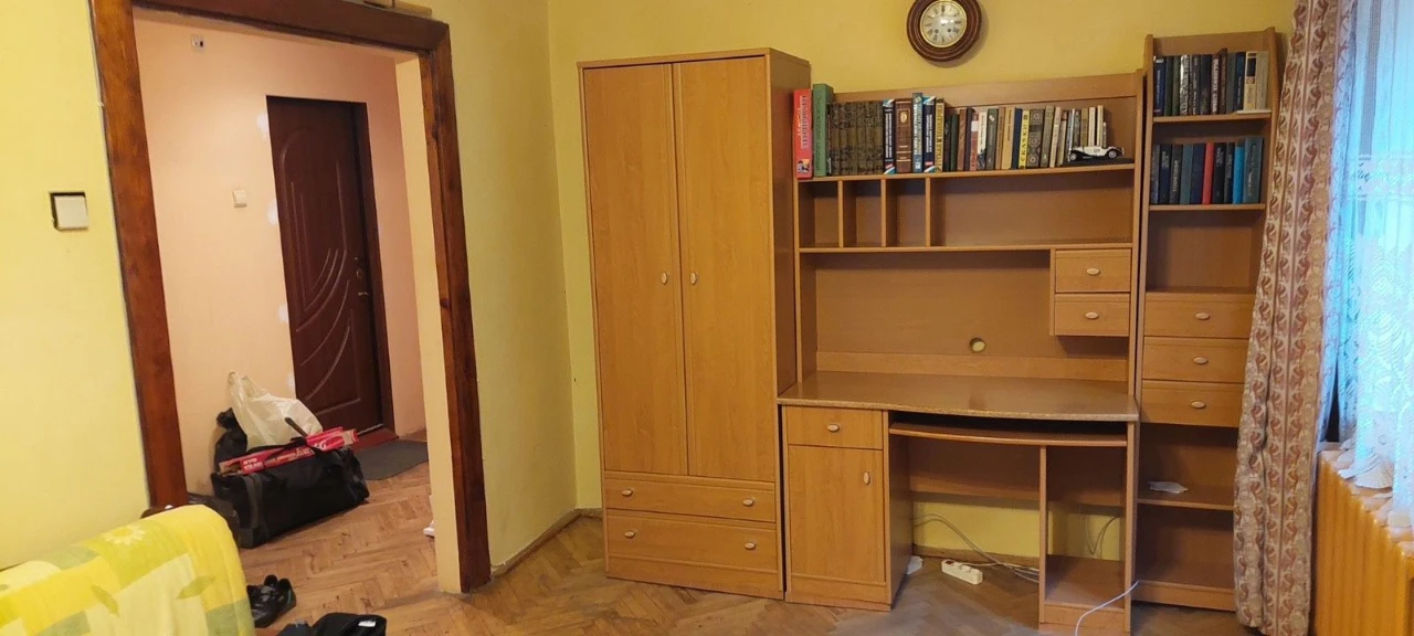 Продам 1 кімнатну квартиру по вул Тролейбусній