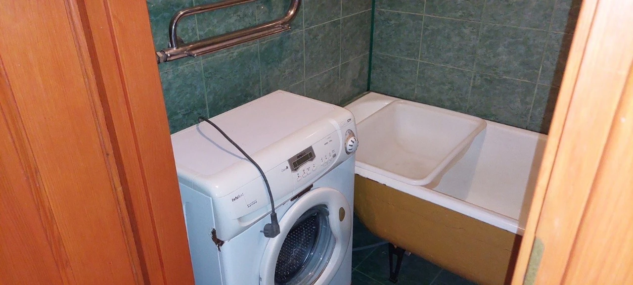 Продам 1 кімнатну квартиру по вул Тролейбусній