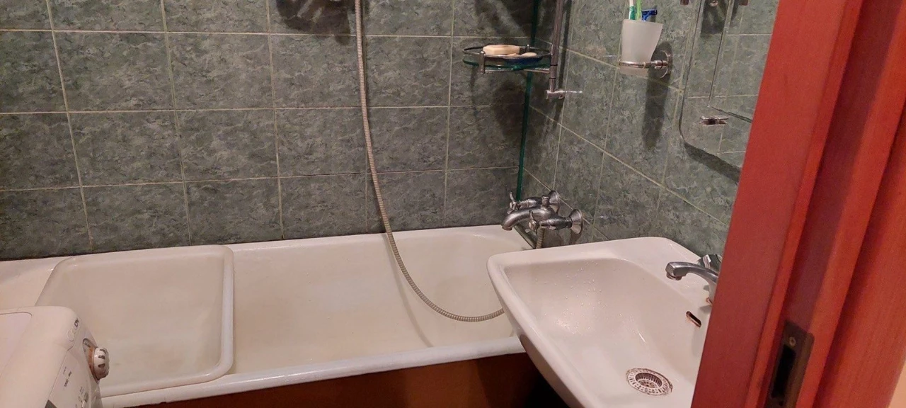 Продам 1 кімнатну квартиру по вул Тролейбусній